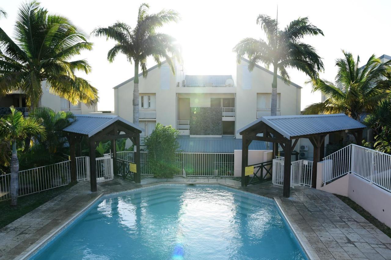 T2 Classe 4 Etoiles Avec Jardin, Piscine, Vue Mer A Saint-Gilles-Les-Bains Exterior foto